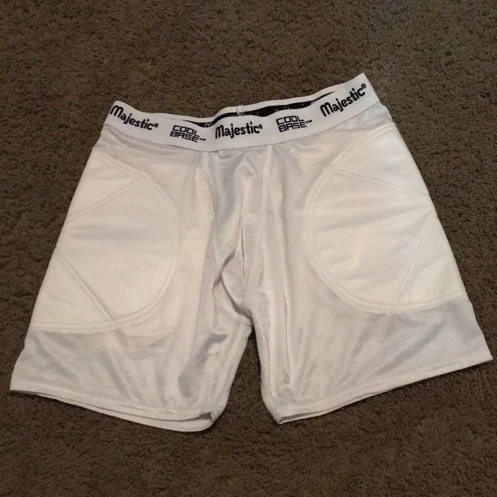 Ladies white Magestic padded softball sliding shorts Sz L
